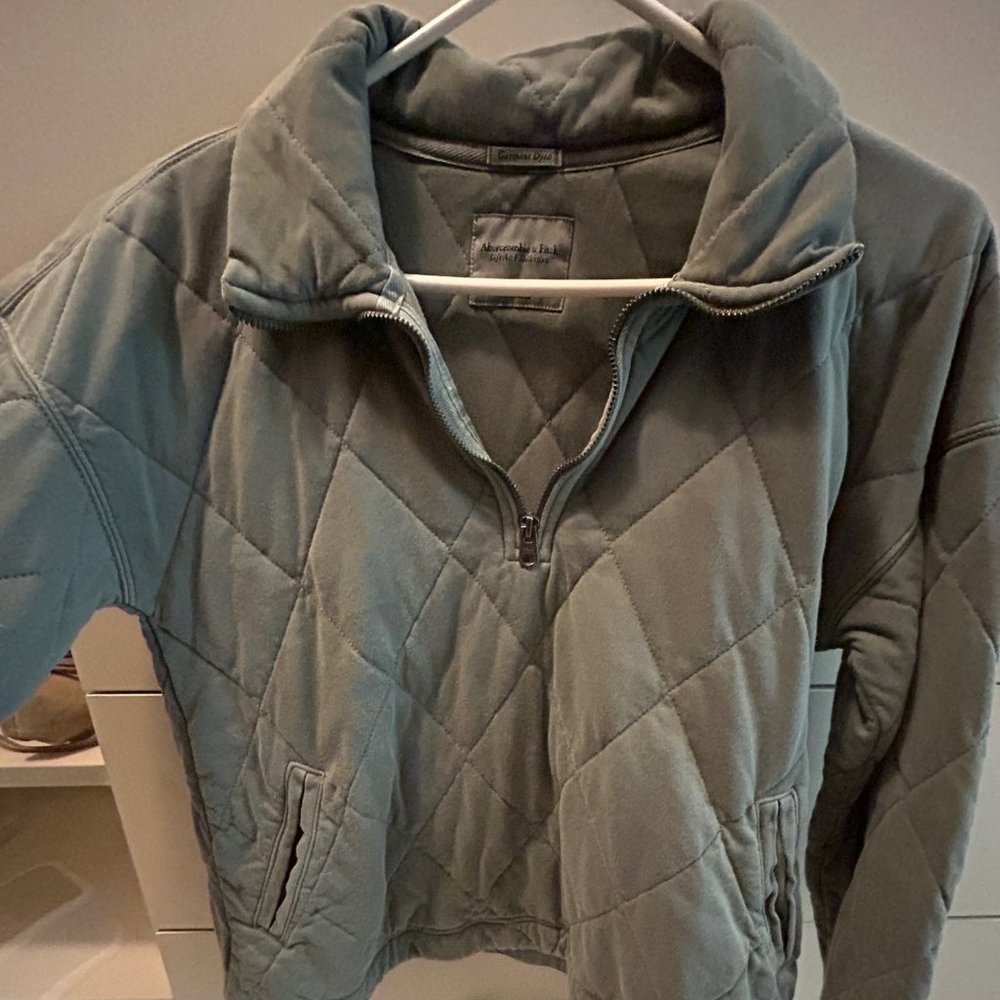 Abercrombie & Fitch Soft Half Zip Cushioned puffer